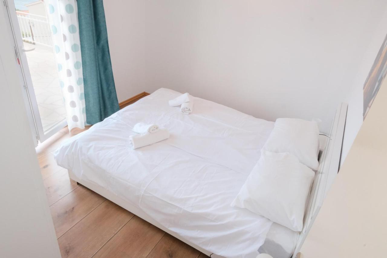 Apartment Nede Трогір Екстер'єр фото